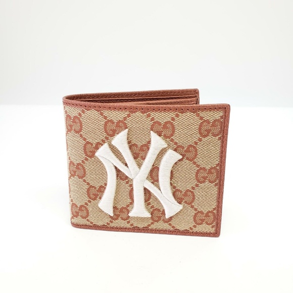 Gucci NY Yankees Edition GG Patch Wallet - Brown - Picture 3 of 8